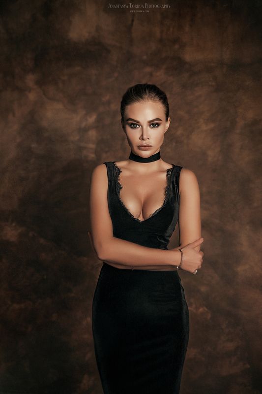 киносвет портрет черноеплатье тордуа италия Миша Калиани фото превью