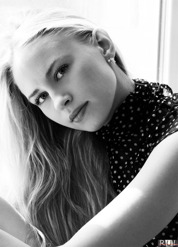 Света фото превью