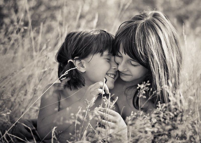 сестры фото превью