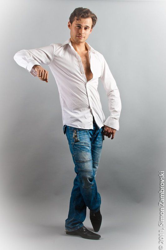 man, roman, levitas Young Man фото превью