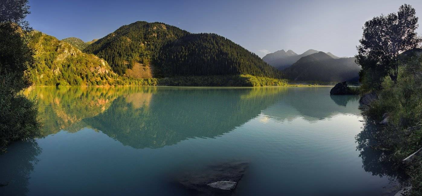 горы, озеро, иссык, вечер, панорама, Ольга Кулакова