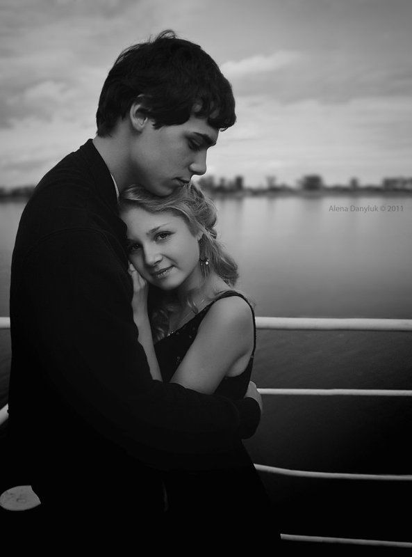 а ты просто обними меня и закрой глаза... к сердцу прижми... фото превью