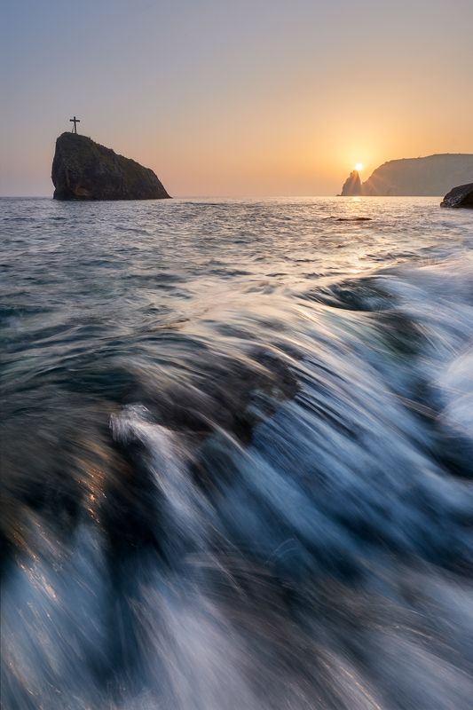 крым, пейзаж, скала, море Георгиевская скала и мыс Фиолент на закате фото превью