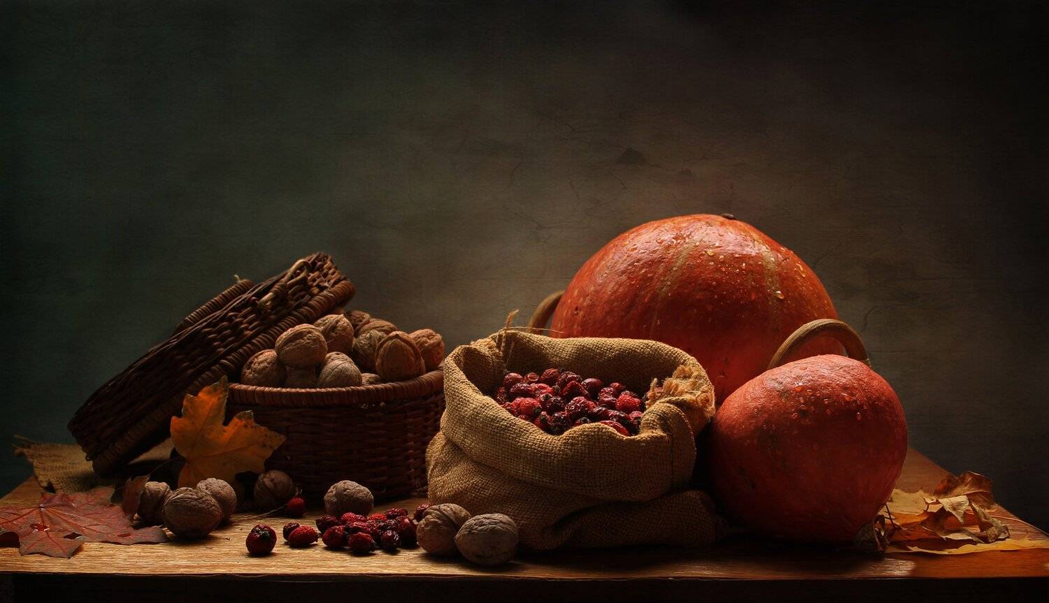 натюрморт, тыквы. шиповник, орехи, осень, Ковалева Светлана