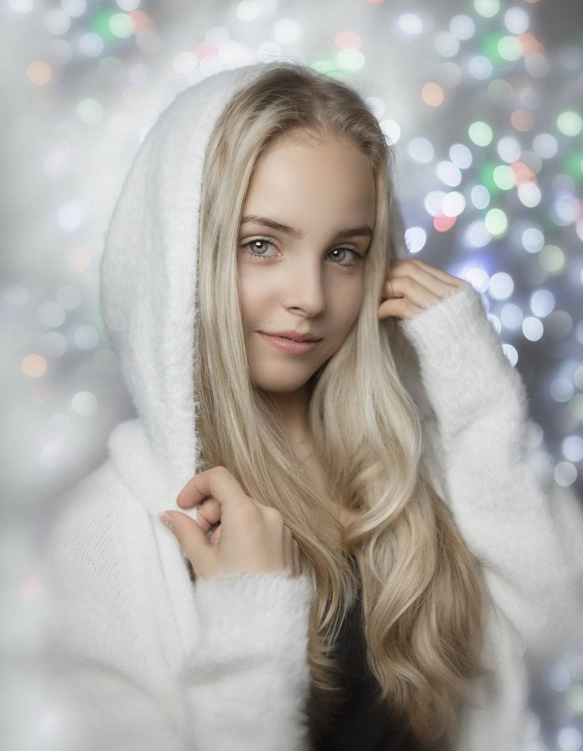 портрет , взгляд ,красивая девушка , цвет ,волосы , красивые губы ,нежность , нежность ,portrait, Natalia Kholodova