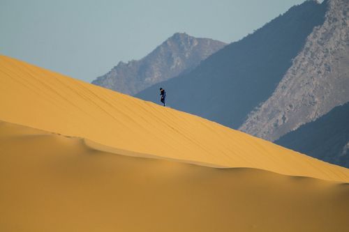 Сары кум.. Жёлтые пески..