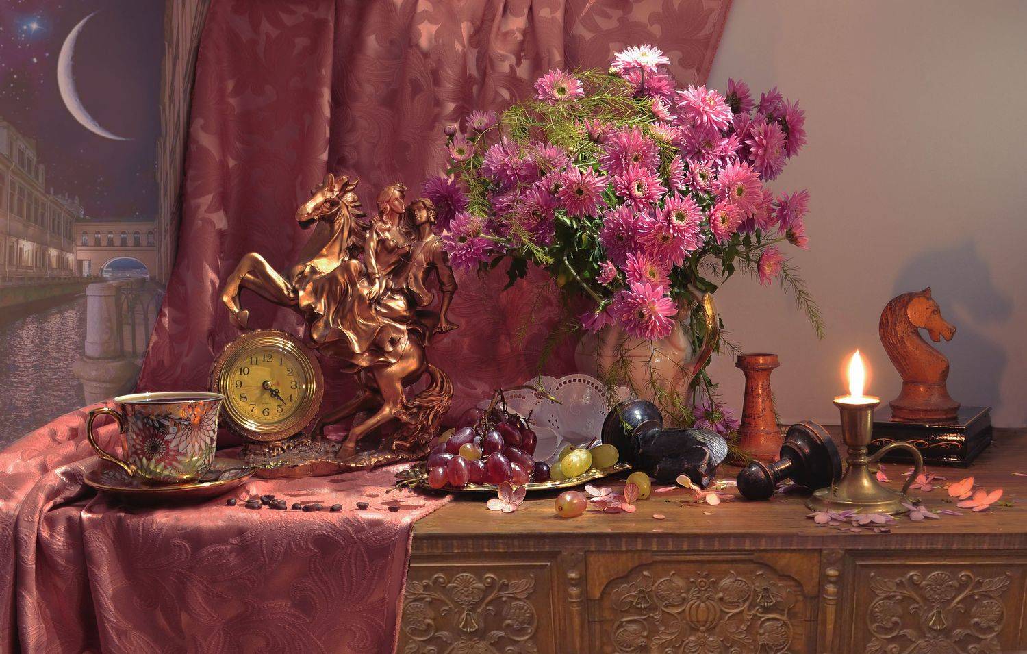 still life,натюрморт,фото натюрморт ,осень ,цветы,  свеча, подсвечник,  виноград, шахматы, часы, Колова Валентина