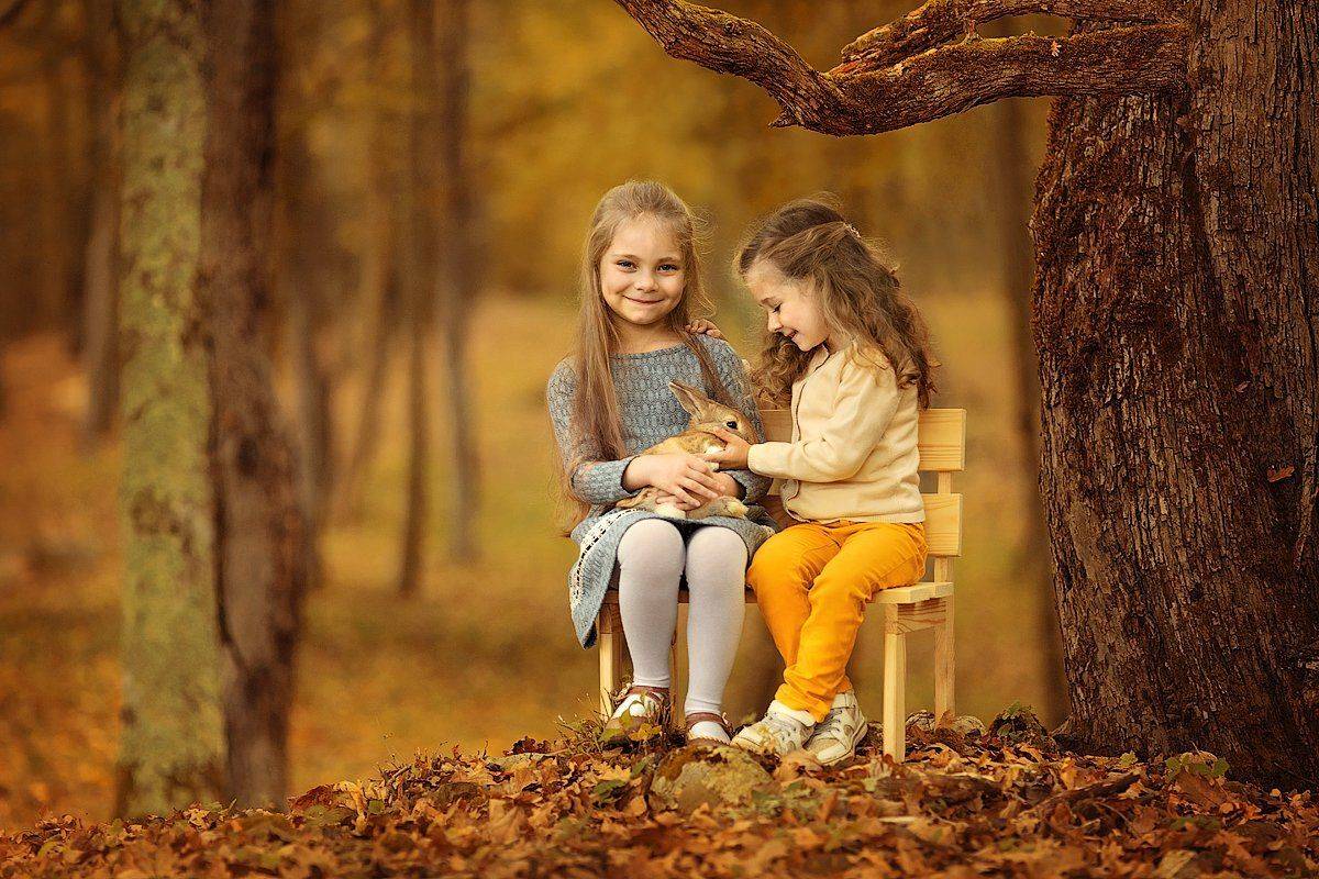 девочки,  детская и семейная фотосессия, детский и семейный фотограф, радость, восторг, счастье, фотосессия, маленькие дети, детское фото, детский фотограф, детский и семейный фотограф ольга францева, детское фото, детская фотосессия, осень, золотая осень, Францева Ольга
