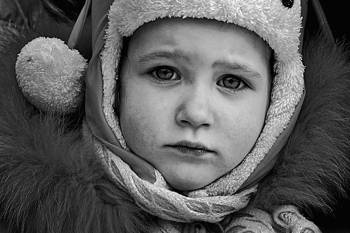 портрет, девочка, глаза, взгляд, чб, апатиты, Николай Смоляк