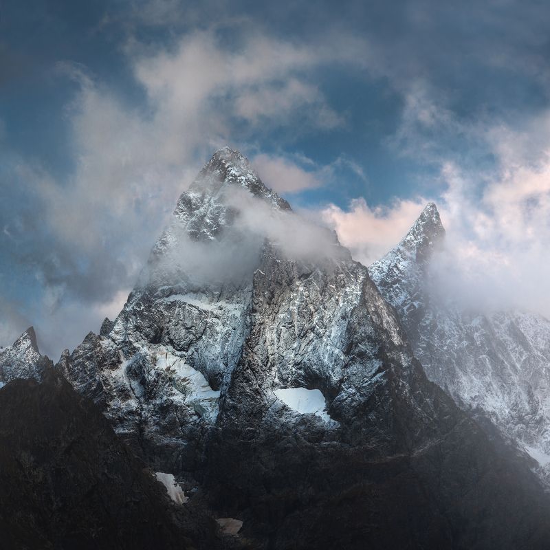 домбай, тебердинский заповедник, гоначхирское ущелье, чотча, осень Вершина Чотча фото превью
