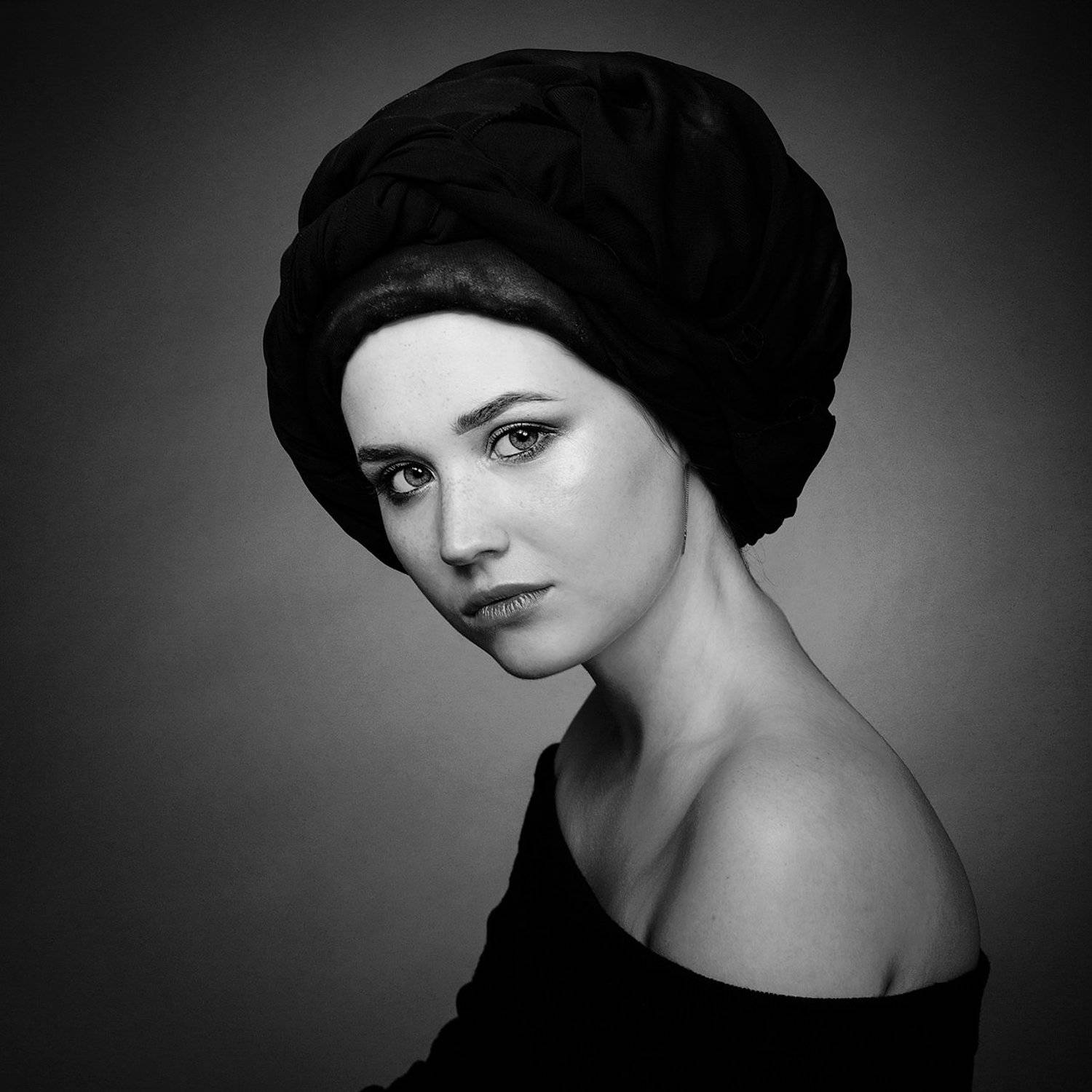 чб, полина, круг, портрет, квадрат, Дарья Комарова