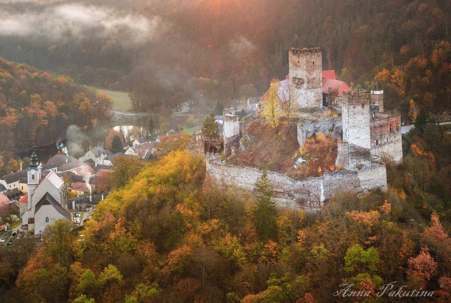 , Анна Пакутина