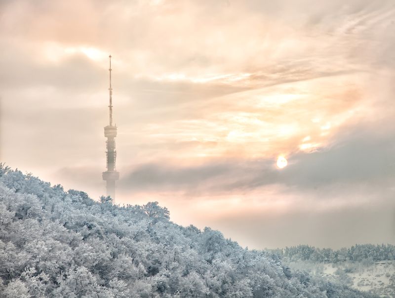 пейзаж,  природа, горы, облака, солнце, закат, лучи солнца, казахстан, величие, поле,  фотограф, алматы, фотограф алматы, landscape, the sun, nature, the mountains, awesome, amazing, kazakhstan, almaty, photographer,  sunset, beauty,  Телебашня Алматы фото превью