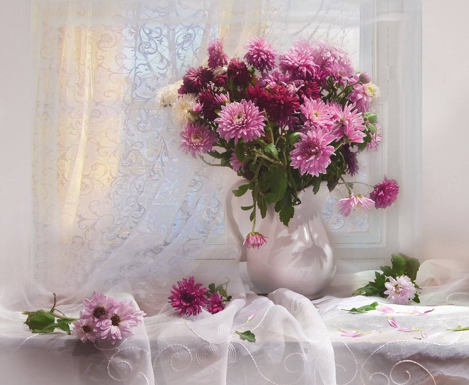 still life,натюрморт,фото натюрморт,осень, ноябрь, хризантемы, цветы,предзимье, Колова Валентина