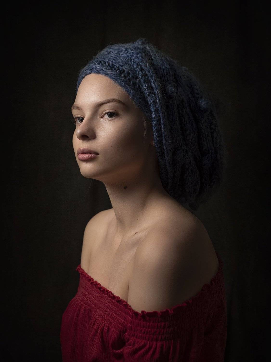 портрет , взгляд ,красивая девушка , цвет ,волосы , красивые губы ,нежность , таинственность, Natalia Kholodova