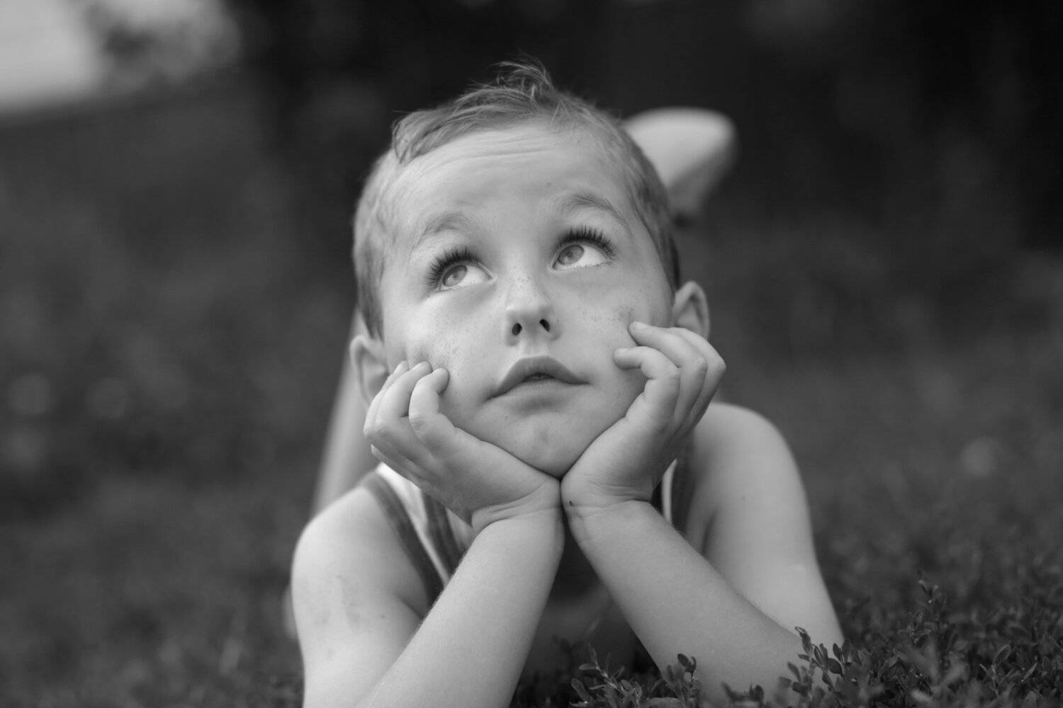 мальчик жанр черно- белое, Вера Шамраева