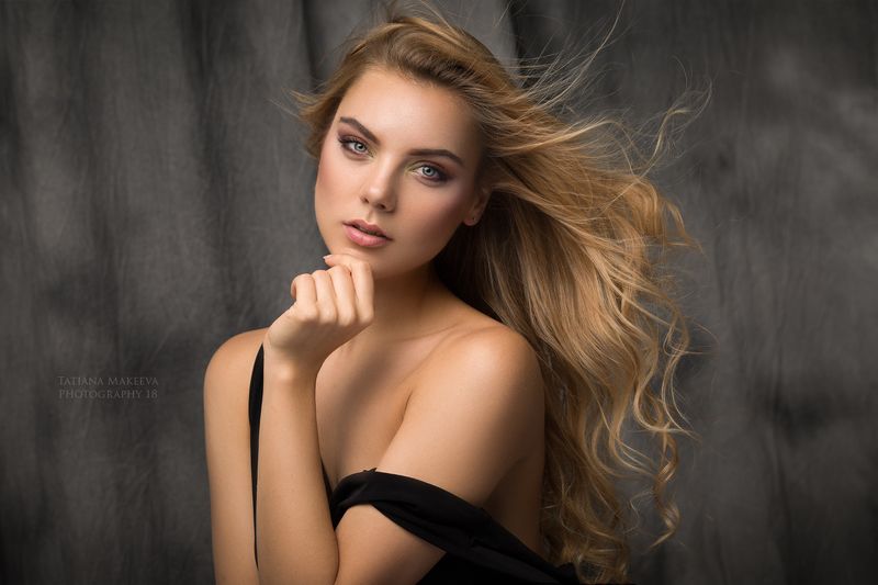 девушка, студия, классический портрет, блондинка Женя фото превью