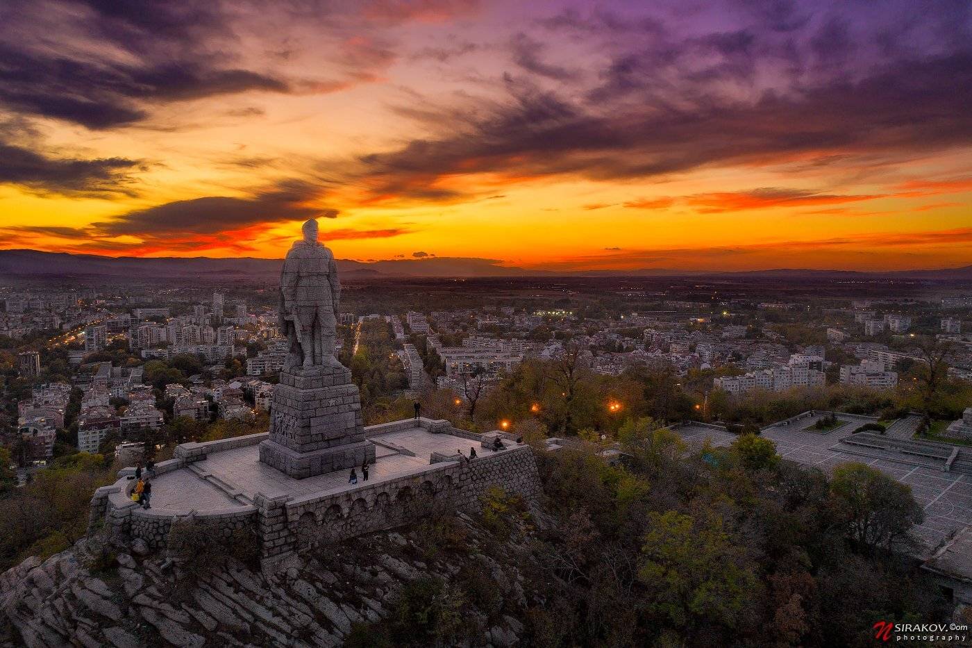 , Николай Сираков