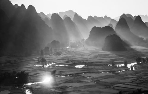 Sunrise in Ngoc Con by Ngo Cuong Photo