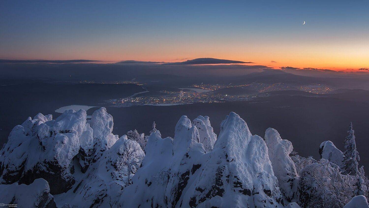 таганай, южный урал, златоуст, горы, зима, вечер, снег, деревья, вершины, синий час, вечер, златоуст, Антон Кошетаров