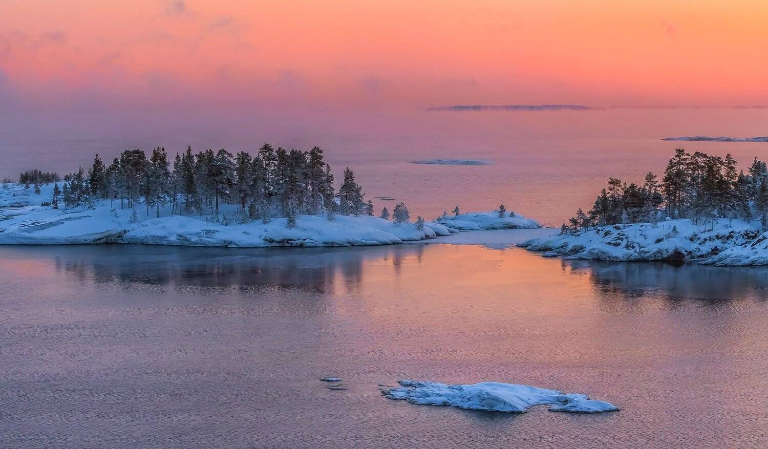 ладожское озеро, карелия, шхеры, природа, скалы, вода, остров, зима, закат, снег, сумерки, краски, сосна, лес,, Лашков Фёдор