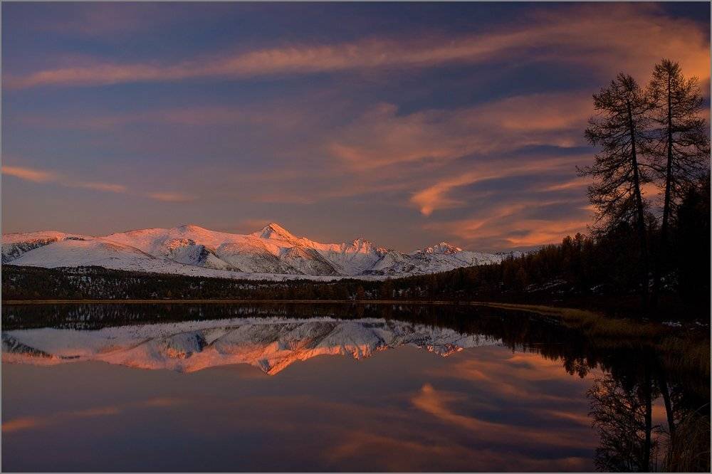 горный, алтай, улаганский перевал, октябрь, вечер, последний луч солнца, закат, озеро, курайский хребет, константин белошапкин, fujifilm x100, Константин Белошапкин