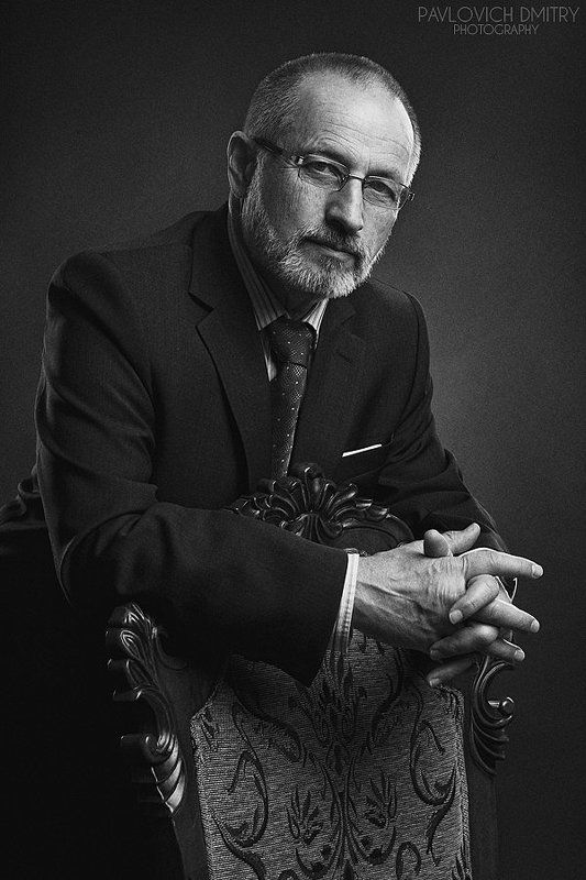 Профессор фото превью