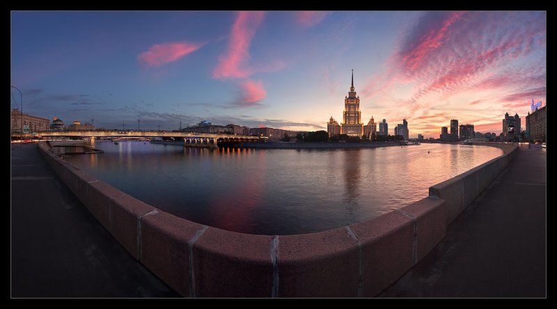 украина, рэдиссон ройал, новоарбатский мост, вечерняя москва, уляшев Вечерняя фото превью