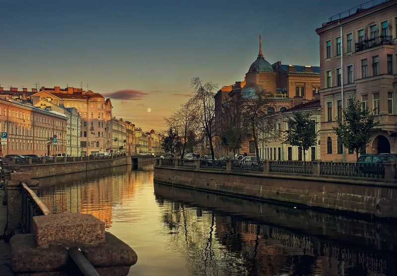 когда заходит солнце и появляется луна фото превью