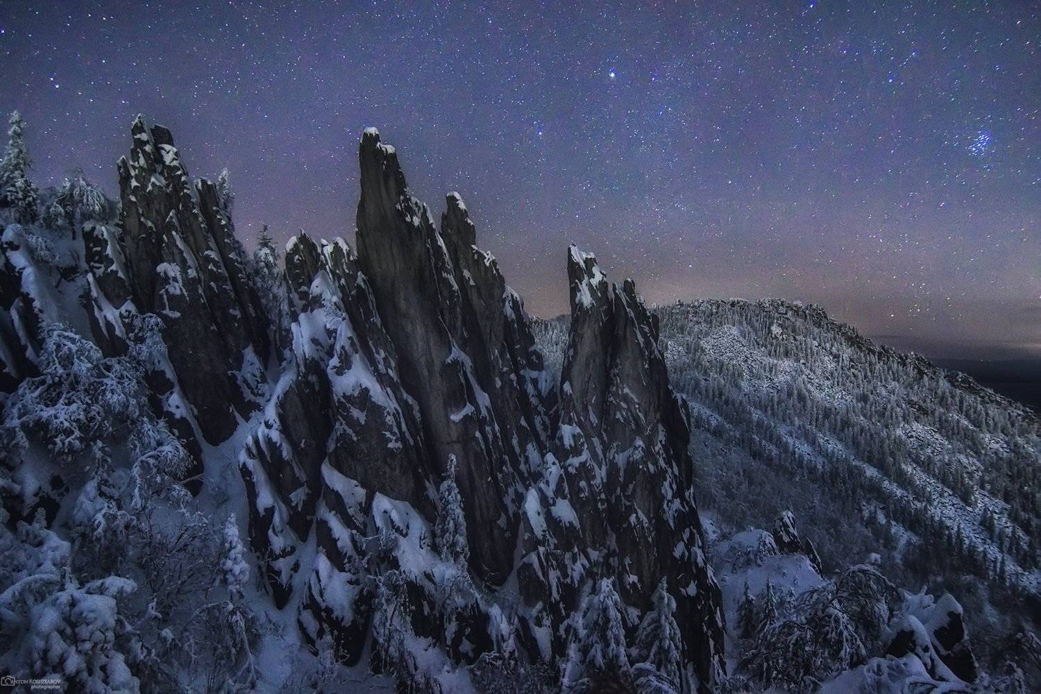 таганай, южный урал, златоуст, горы, зима, вечер, снег, деревья, вершины, синий час, вечер, златоуст, Антон Кошетаров