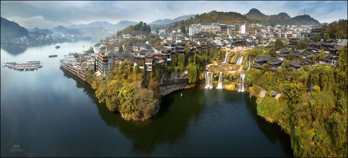 Город Поднебесной...