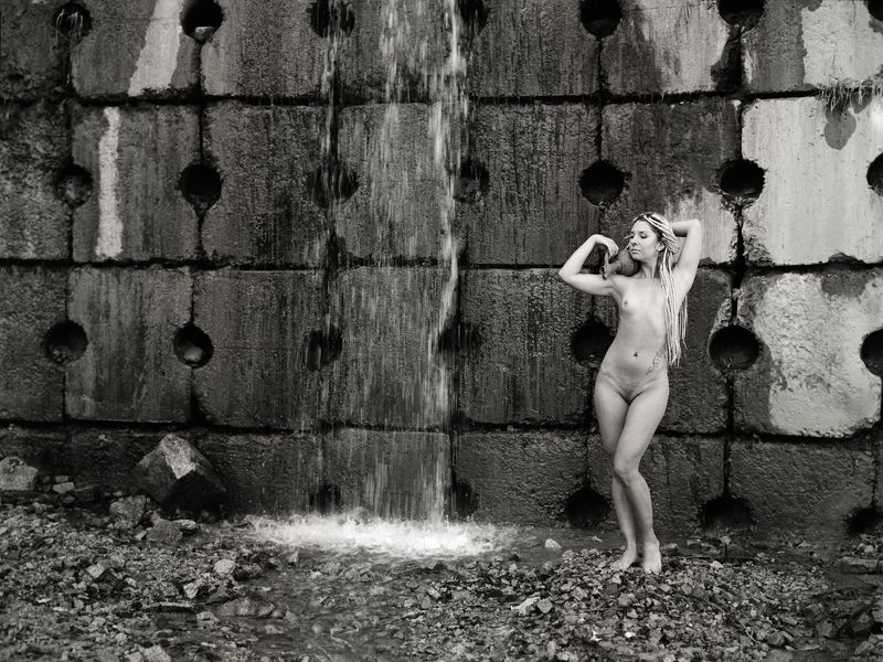 ню, арт, чб, пленка, 120film, nude, nu, art, sexy, erotic, mamiya, girl Девушка с кувшином фото превью