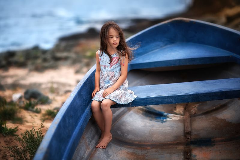 Девочка, море, лодка , портрет, Portrait Вера фото превью