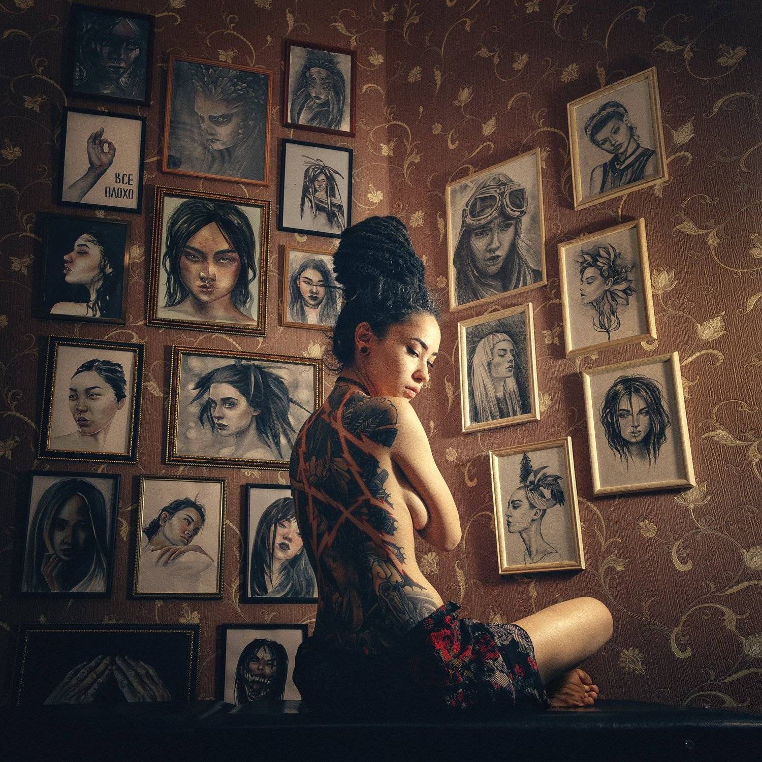 girl model tattoo artist nude drawing light darkness loneliness silence topless Russia dreadlocks девушка модель тату художник ню рисунок свет темнота одиночество тишина топлес Россия дреды, Васильев Андрей