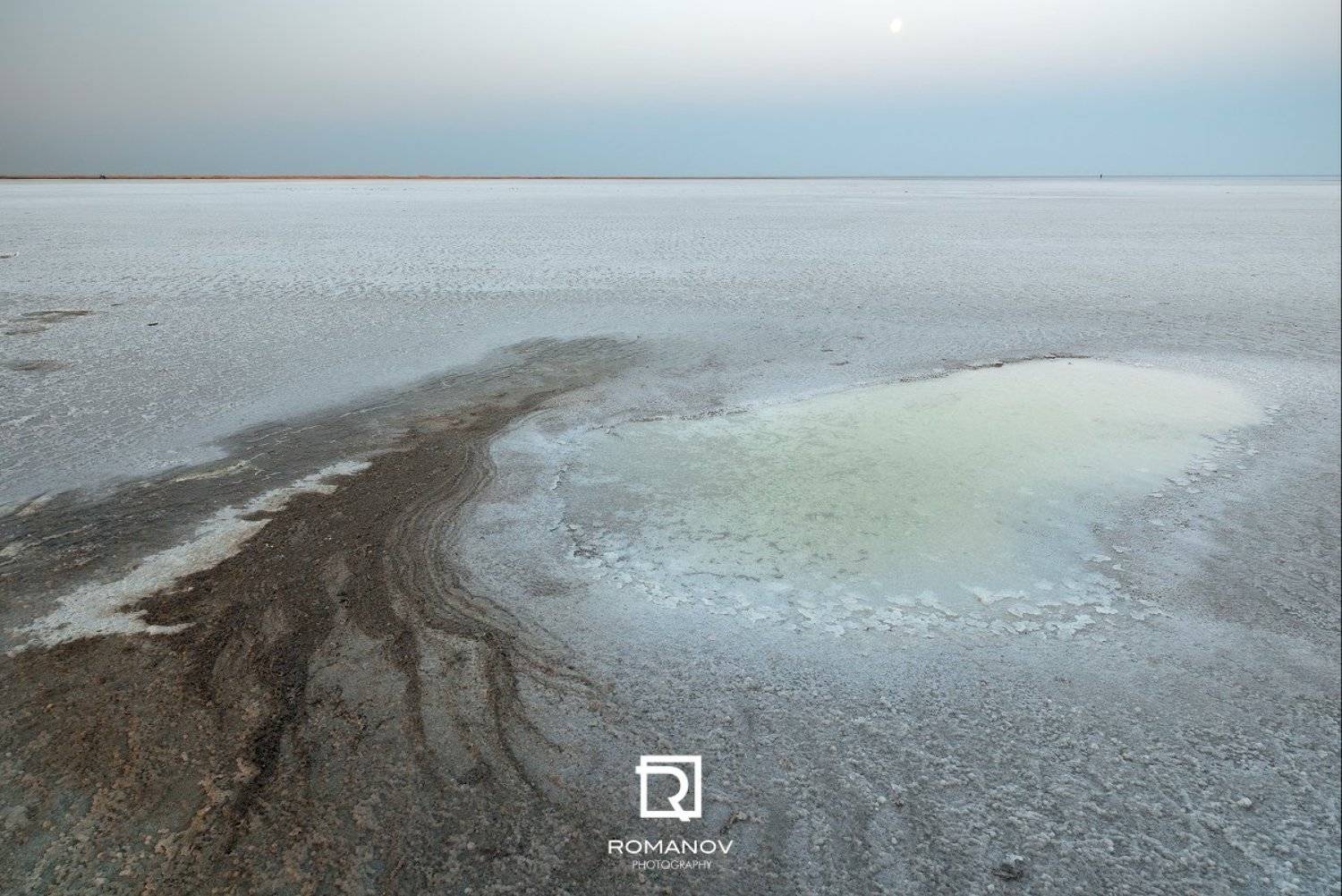 береговая линия, горизонт, морской пейзаж, пляж, берег, берег, океан, серфинг, волна, природа, песок, море, вода, пейзаж, люди, озеро, спокойствие, зима, снег, небо, лето, отражение, эльтон, россия, Валерий Романов