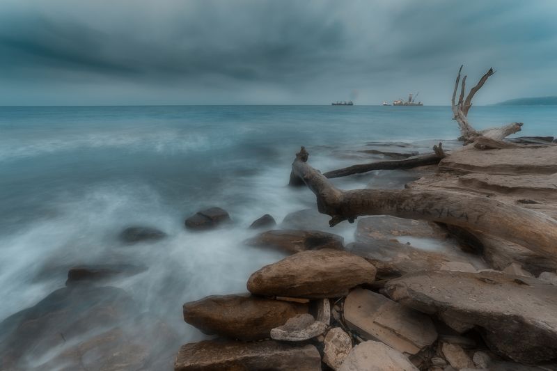 море,отверженный,корабли,берег,пустой Отверженный фото превью