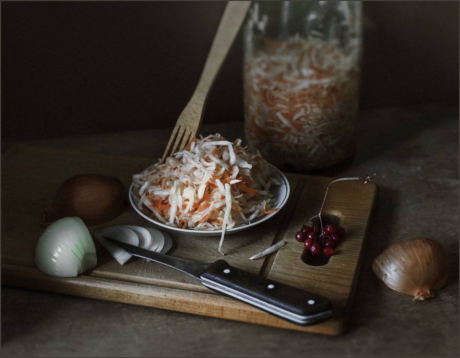 капуста, лук, закуска, калина, натюрморт, Андрей Угренинов