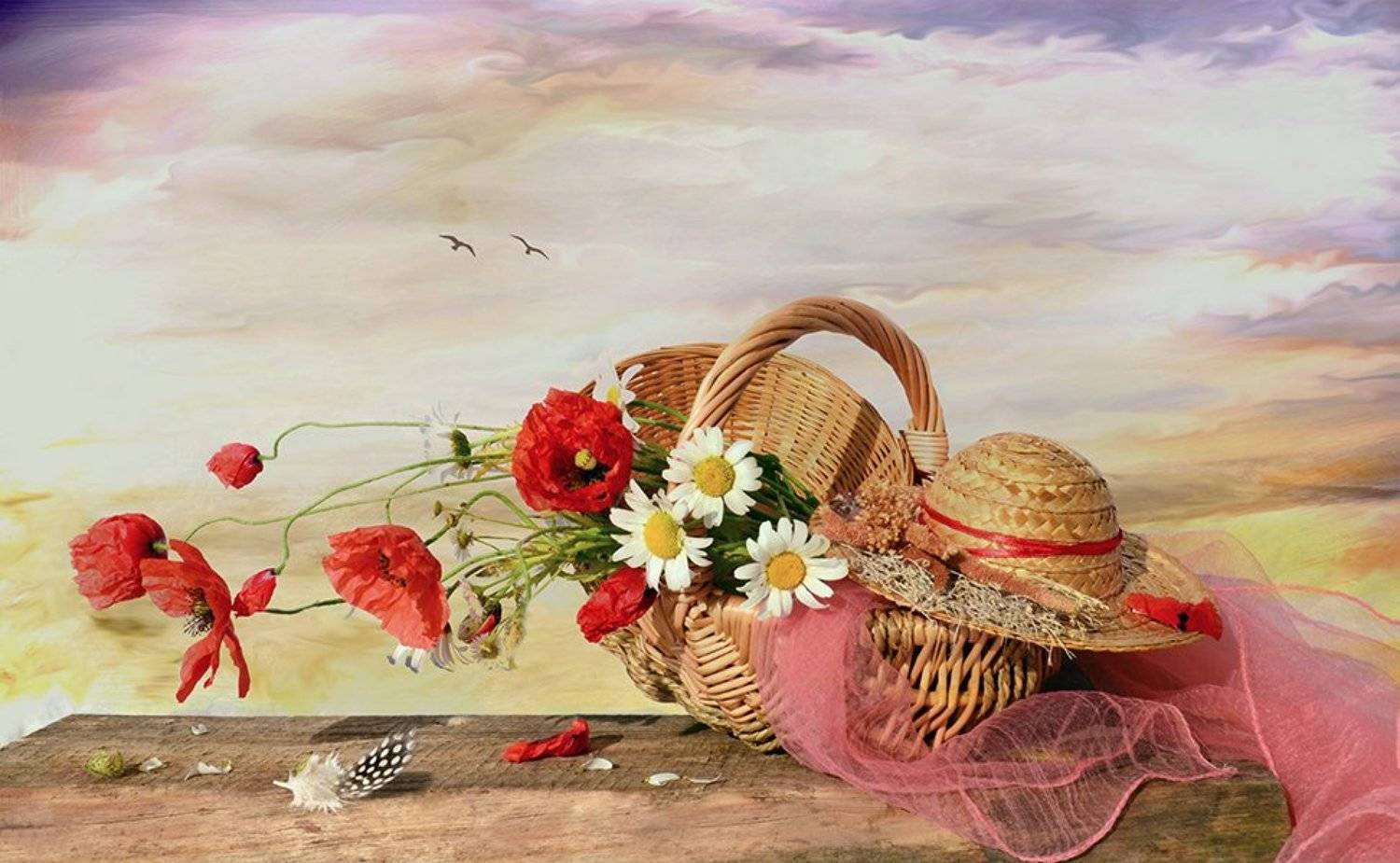 натюрморт  маки шляпка корзинка деревянный стол, Eлена Шовкопляс