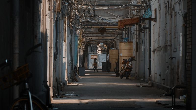 boy, corridor, perspective, run, bike, light, shadows, cinematic, cine, colors, colorgrade, colorgrading, sony, a 6300 Boy in a corridor фото превью