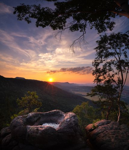 Zachód Słońca w Radkowskich Skałach