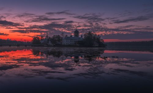 В тишине рассвета