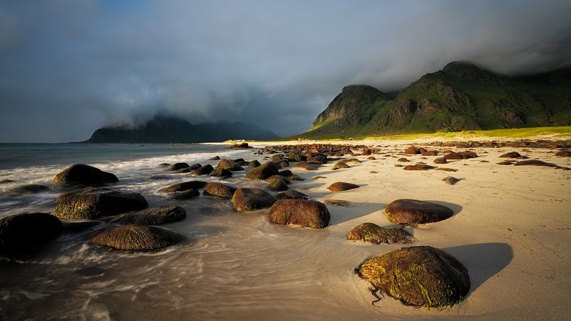 beach, sunlight, rainbow, fog, colorful, landscape, stones, vivid Uttakliev beach, Lofoten, Norway фото превью
