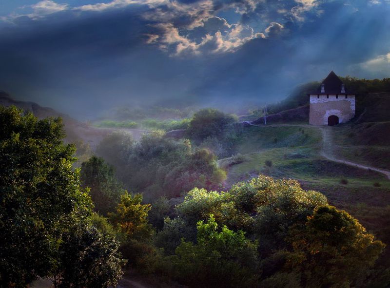 украина, замок, хотин Хотинська фортеция в тумане фото превью