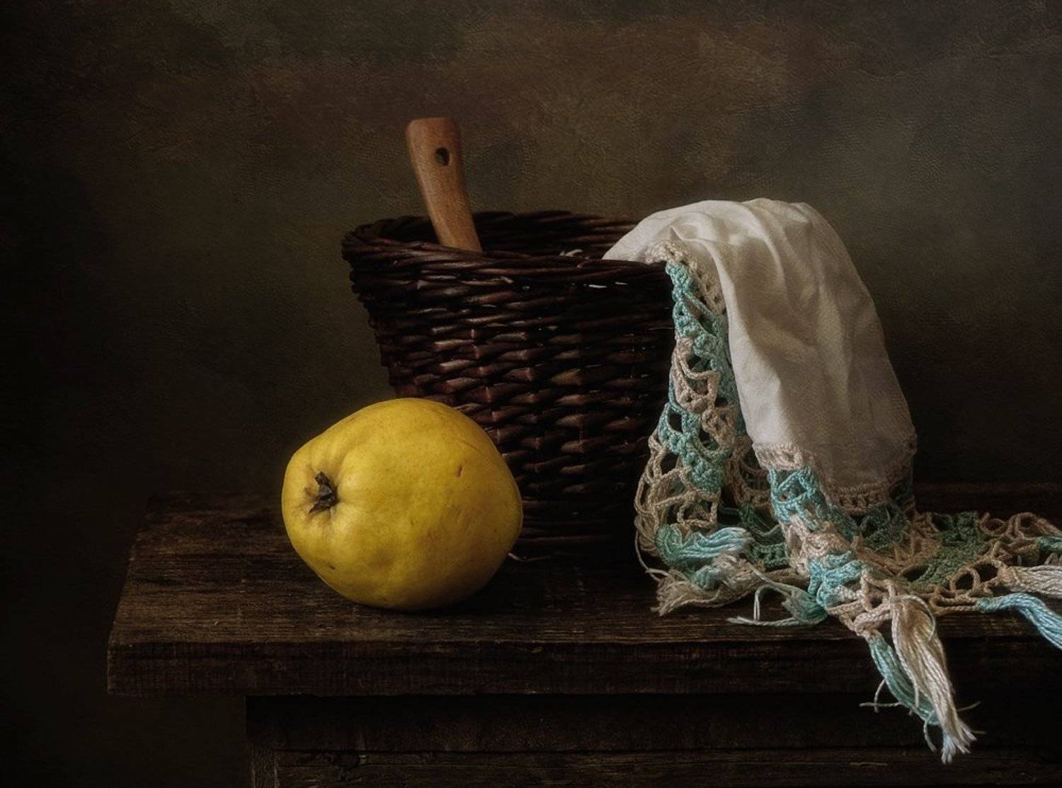 натюрморт,айва,осень,салфетка,корзина, Наталия К