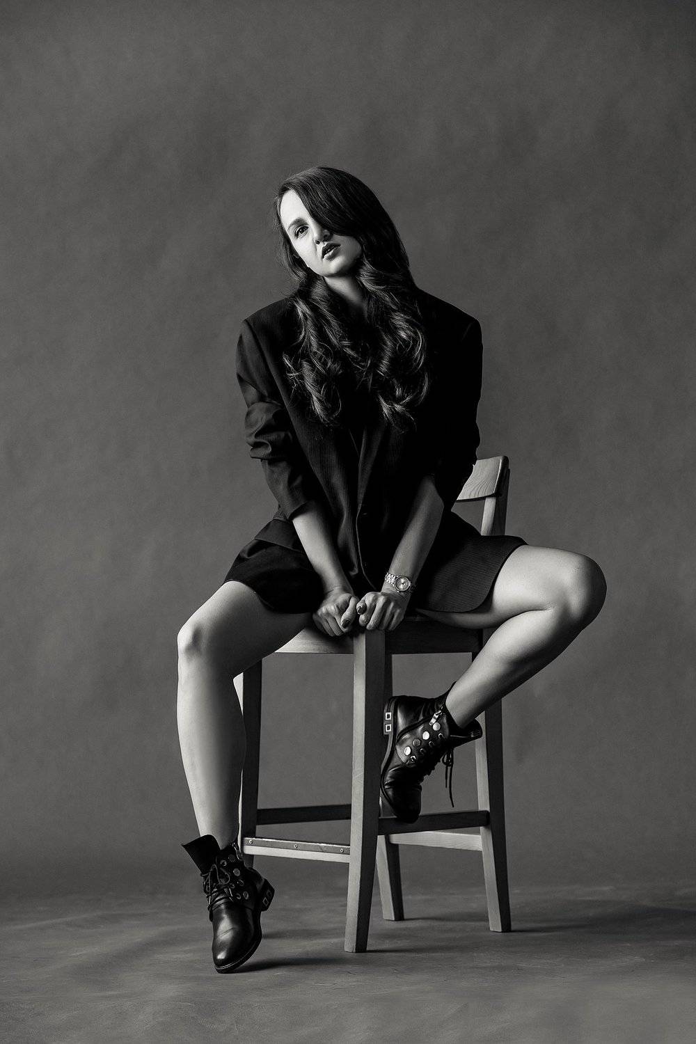 девушка, портрет, студия, чб, взгляд, Антон Блохин