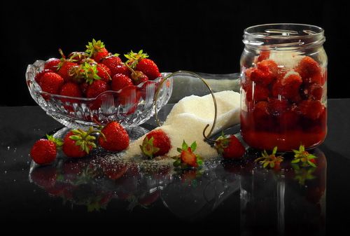 Клубника с сахаром.