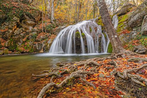 Маленький водопадик