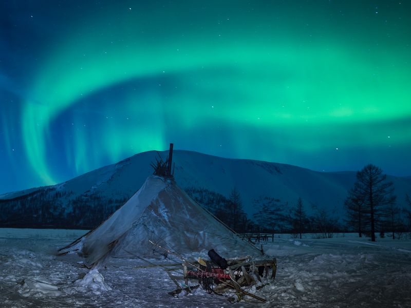 ямал, полярный урал, чум, северное сияние, снег, оленеводы Живут же люди! фото превью