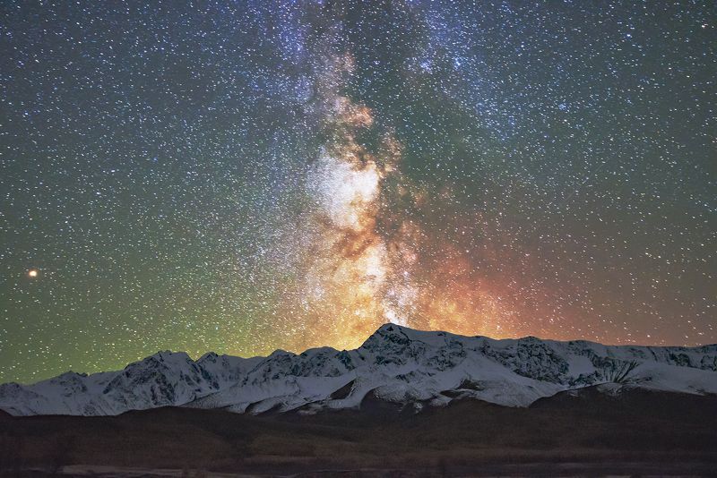 млечный путь, джангысколь, северо-чуйский хребет Зарево над Джангысколем. фото превью