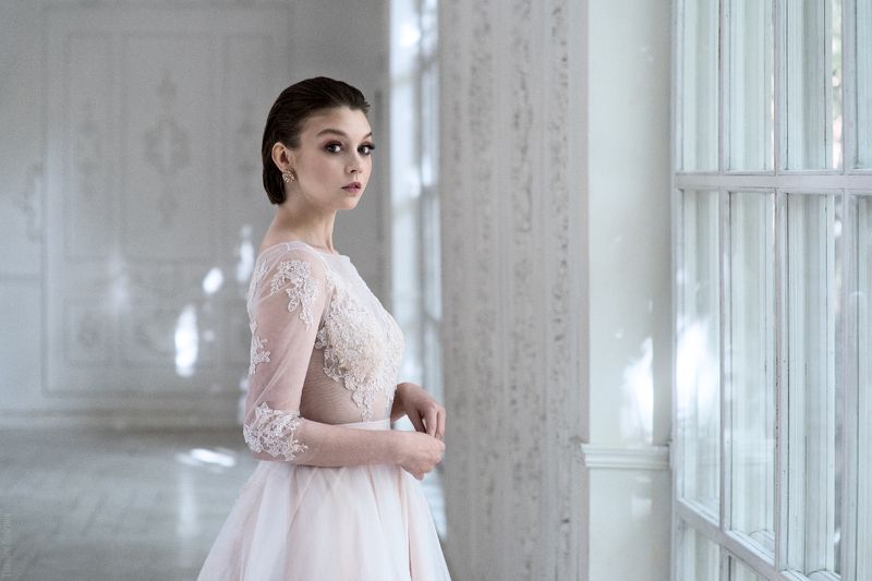 девушка, невеста, окно, зал, bride, милая, cute Olaphoto preview